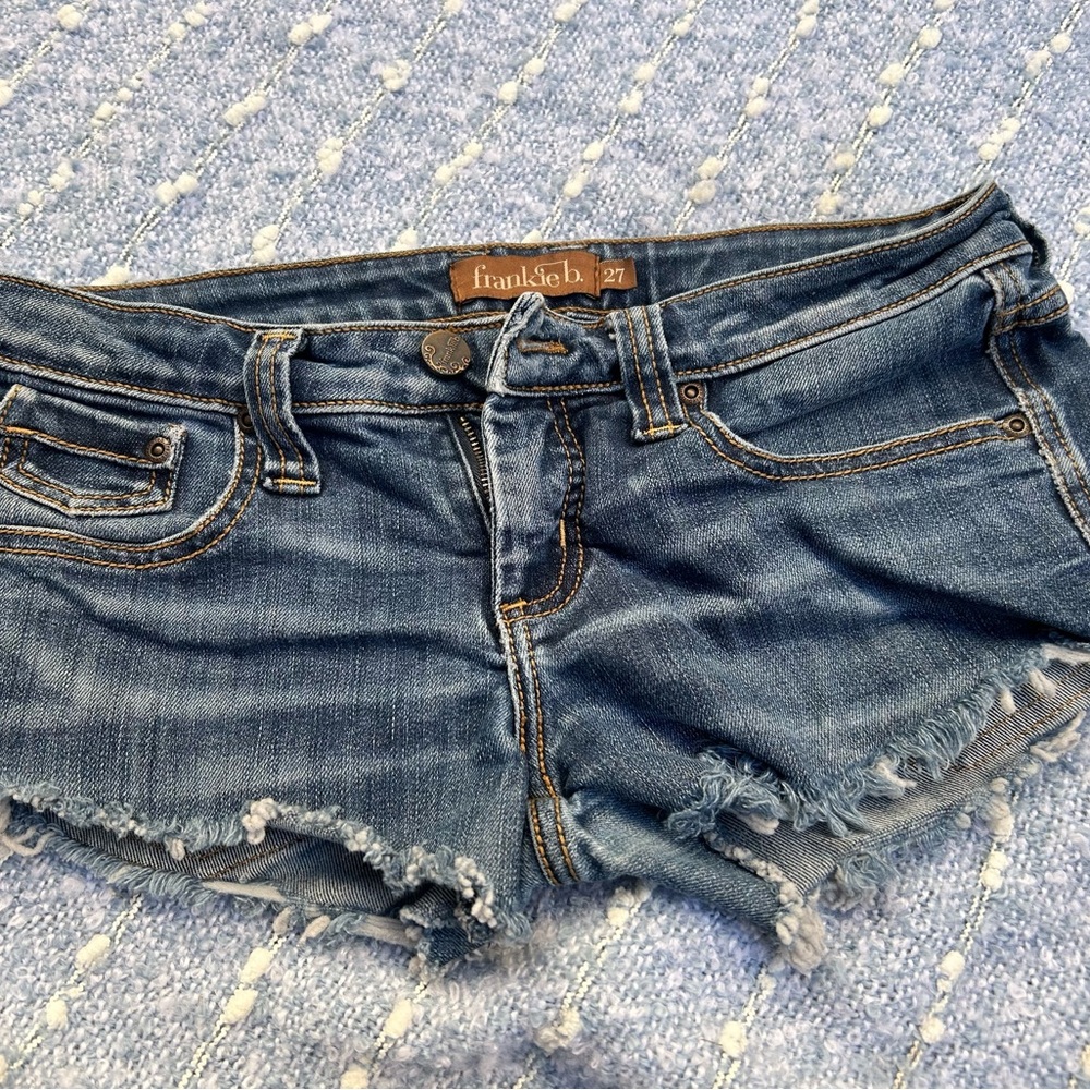 Frankie B low rise short shorts - Picture 2 of 2